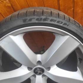 Foto inzerátu Prodám Alu kola DEZENT 20 5x108 s letními pneu 245/30 R20 
