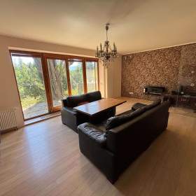 Foto inzerátu RD 4+1 - 170m2 + zahrada 1240m2.+ sklep 71m2 - Frýdlant nad Ostravicí