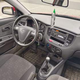 Foto inzerátu Kia Rio 1.4/71 kW, najeto pouze 112 tkm, nová STK