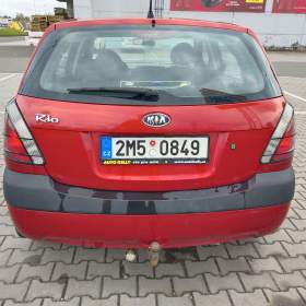 Foto inzerátu Kia Rio 1.4/71 kW, najeto pouze 112 tkm, nová STK