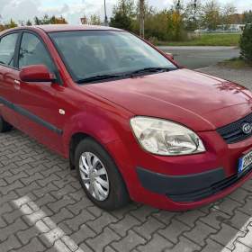 Foto inzerátu Kia Rio 1.4/71 kW, najeto pouze 112 tkm, nová STK
