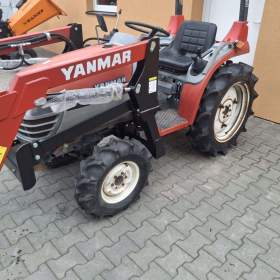 Foto inzerátu Malotraktor Yanmar AF17 s nakladačem 17 HP, 4x4