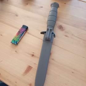 Foto inzerátu NŮŽ BAJONET -29 CM POUZDRO GLOCK