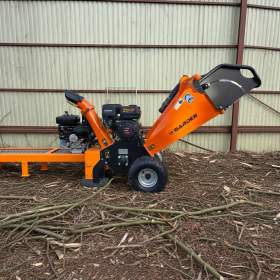 Foto inzerátu Benzínový štěpkovač GS650 6,5 HP, větve až 10 cm