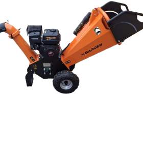 Foto inzerátu Benzínový štěpkovač GS650 6,5 HP, větve až 10 cm
