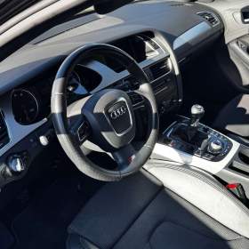 Foto inzerátu Audi A4 Sedan S-line