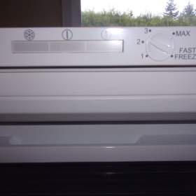 Foto inzerátu Mrazák BEKO šuplíkový A+ RFSA240M23W