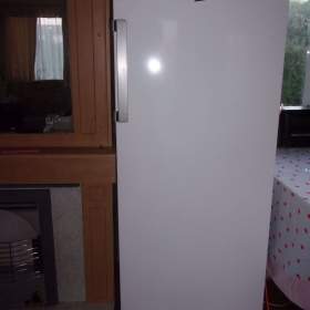 Foto inzerátu Mrazák BEKO šuplíkový A+ RFSA240M23W