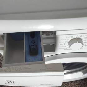 Foto inzerátu 🧺✨ ELECTROLUX EWP1062TDW – PRAČKA, KTERÁ VÍ, CO MÁ DĚLAT!
