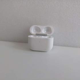 Foto inzerátu AirPods 3 - pouzdro (A2566)