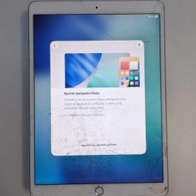 Foto inzerátu Apple iPad Air 3. generace (A2152) - naprasklý+zamčený