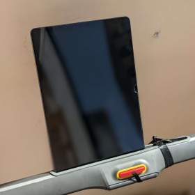 Foto inzerátu Běhací pás KINGSMITH TRR1F Pro