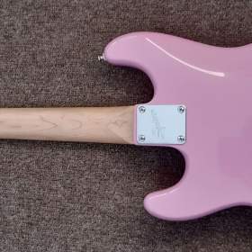 Foto inzerátu El. kytara - Squier MINI by Fender ¾