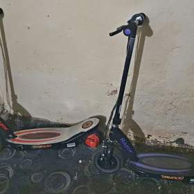 Fotka k inzerátu ELEKTROKOLOBEZKA,2KUSY,1 X NAB,, FUNKCNI, SLABE BATERIE / 19097046