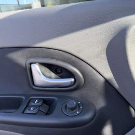 Foto inzerátu Renault Thalia 1.2i, naj. 40 000 km, ČR, 1. maj.