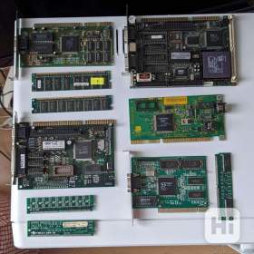 Výběr retro PC komponent / 19970888