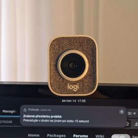 Foto inzerátu Webkamera Logitech StreamCam