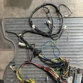 Foto inzerátu Elektroinstalace FAVORIT karburátor 93/94