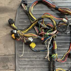 Foto inzerátu Elektroinstalace FAVORIT karburátor 93/94