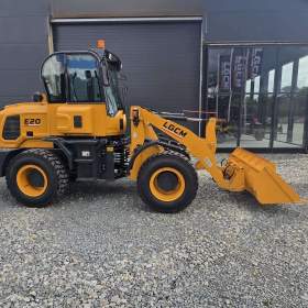 Foto inzerátu Kloubový nakladač LGCM LGE20 4×4 s kabinou
