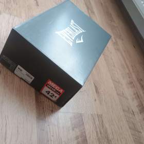 Foto inzerátu  Úplne nové tenisky Everlast Layup (veľkosť 47 / 31 cm) – v záruke