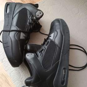Foto inzerátu  Úplne nové tenisky Everlast Layup (veľkosť 47 / 31 cm) – v záruke
