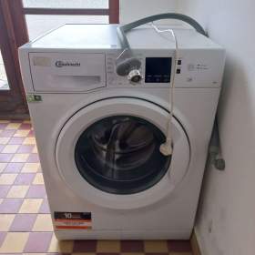 Foto inzerátu Prodám pračku,Bauknecht (model BPW 814 A, kapacita 8 kg, 1400 ot./min).