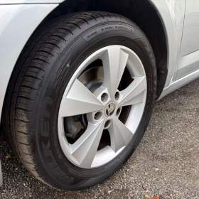 Foto inzerátu ŠKODA OCTAVIA 3 1.4 TSI 103KW DSG STYLE XENON KŮŽE NAVI