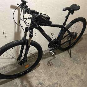 Foto inzerátu Horské kolo DEMA ENERGY 7.0 BLACK-GRAY-BLUE