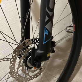 Foto inzerátu Horské kolo DEMA ENERGY 7.0 BLACK-GRAY-BLUE