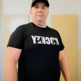 Fotka k inzerátu  Hledá se silnější chlupatý SENIOR od 60 let na vášnivé mazlení milovaní ČTI CELÝ INZ! .. / 19971702