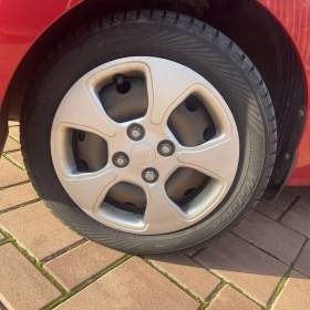 Foto inzerátu Kia Picanto 2013 1.0L benzín - nízký nájezd (64 702km)