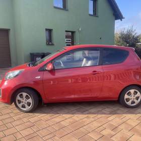 Foto inzerátu Kia Picanto 2013 1.0L benzín - nízký nájezd (64 702km)