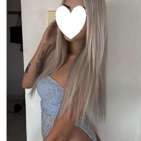 Fotka k inzerátu Nadržená blondýnka 💋 � / 15362036
