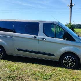 Foto inzerátu FORD TOURNEO CUSTOM 8-místný