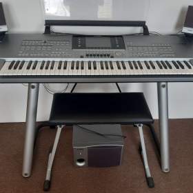 Špičkový nástroj YAMAHA Tyros 5 arranger workstation + příslušenství / 19972135