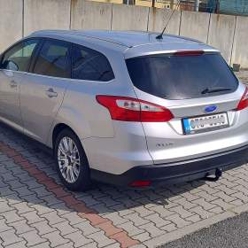 Foto inzerátu Ford Focus Combi 2012 | 1.6 benzín | Automat | Titanium