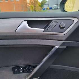 Foto inzerátu Volkswagen Golf Variant 2017, automat, kombi, Diesel
