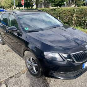 Foto inzerátu Škoda Octavia kombi dsg 2l tdi110kw 11/2017
