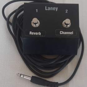Foto inzerátu Vintage Kombo LANEY VC30 + BOX LANEY GS112VE + nožní spínač