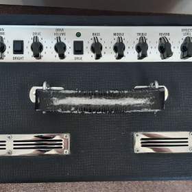 Foto inzerátu Vintage Kombo LANEY VC30 + BOX LANEY GS112VE + nožní spínač