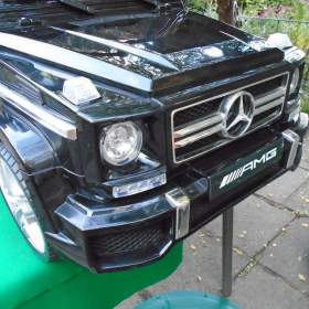 Foto inzerátu Dětské elektrické auto Mercedes Benz AMG G63 pro 1 dítě pěkný stav zánovní baterie