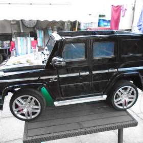 Foto inzerátu Dětské elektrické auto Mercedes Benz AMG G63 pro 1 dítě pěkný stav zánovní baterie