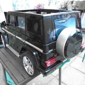 Foto inzerátu Dětské elektrické auto Mercedes Benz AMG G63 pro 1 dítě pěkný stav zánovní baterie