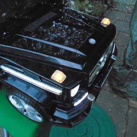 Foto inzerátu Dětské elektrické auto Mercedes Benz AMG G63 pro 1 dítě pěkný stav zánovní baterie