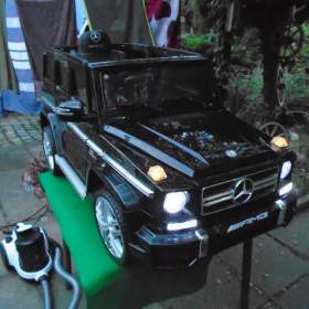 Foto inzerátu Dětské elektrické auto Mercedes Benz AMG G63 pro 1 dítě pěkný stav zánovní baterie