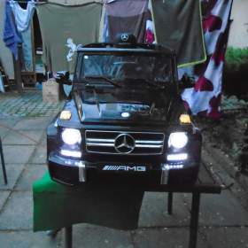 Foto inzerátu Dětské elektrické auto Mercedes Benz AMG G63 pro 1 dítě pěkný stav zánovní baterie