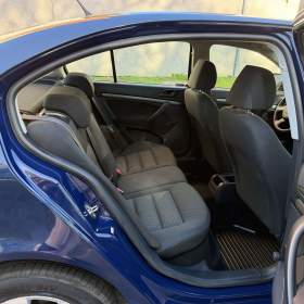 Foto inzerátu Škoda Octavia II 1.6 MPI TOUR(75 kw),  klima