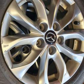 Foto inzerátu Sada zimních pneu Mazda 3