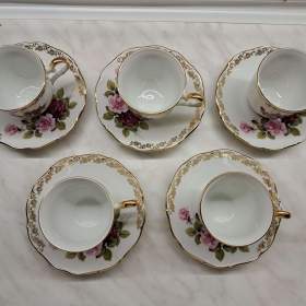 Foto inzerátu Karlovarský porcelán - Cecily 5 sad (120)